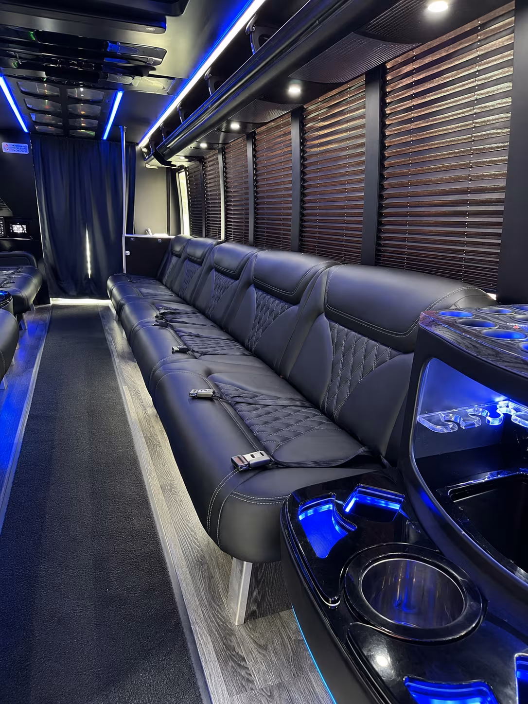 bachelor and bachelorette party buses in thousand oaks
