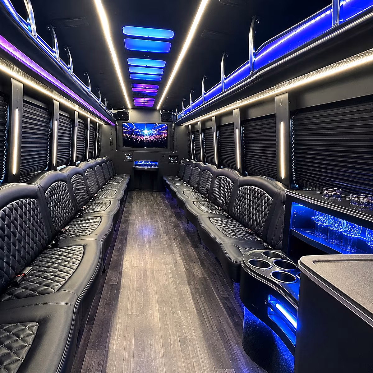hit every photo stop in your thousand oaks party bus before the dance