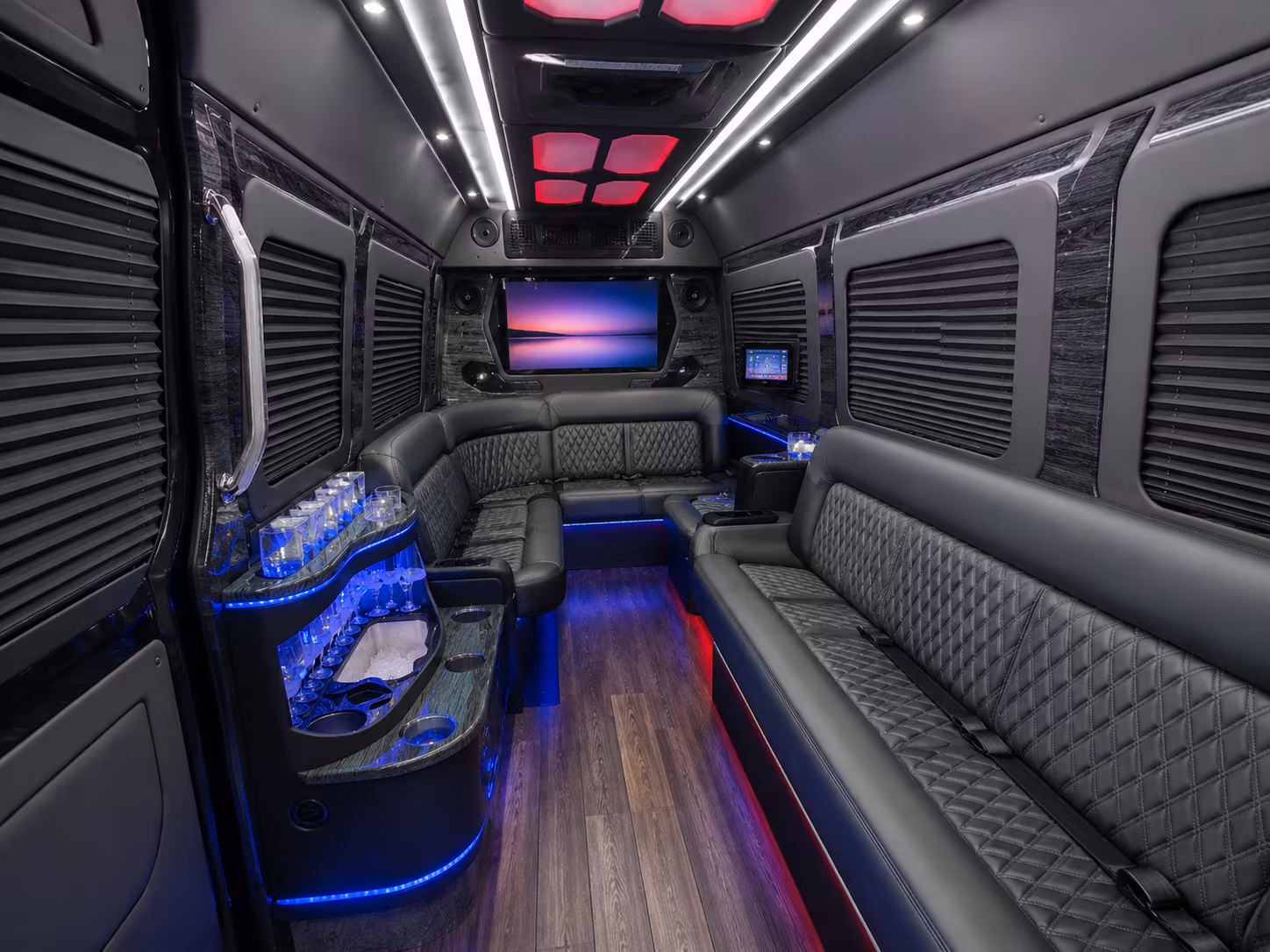 thousand oaks custom day trip and driving tour bus rentals
